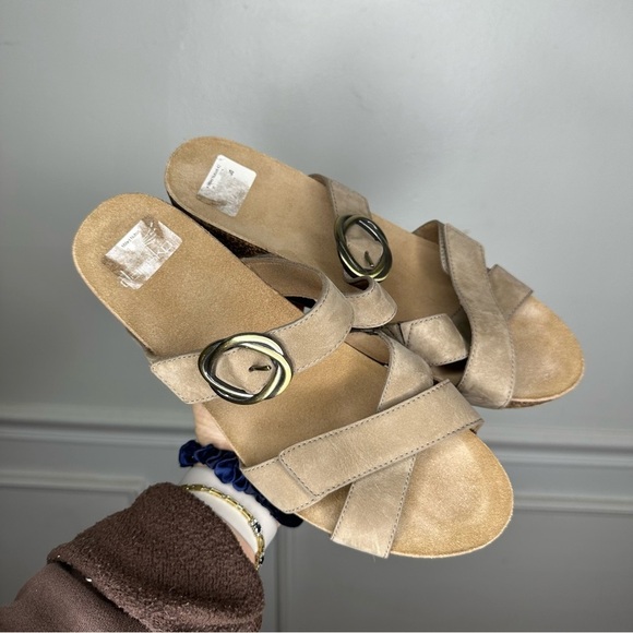 Dansko Susie Taupe Milled Nubuck Wedge Sandal Womens EU 42 US 11.5-12 - Picture 4 of 10